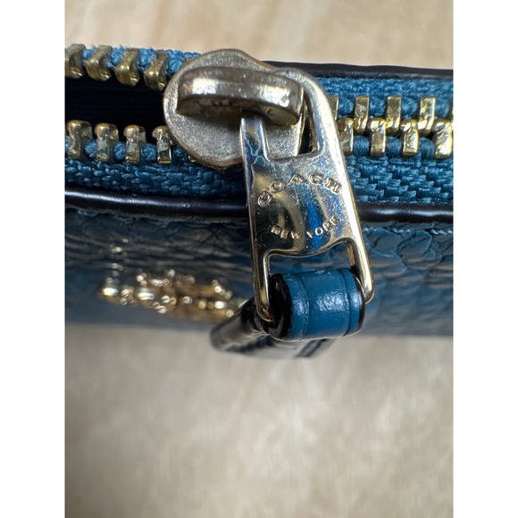 Coach Nolita 24 Wristlet Teal Blue Pebbled Leather Gold Logo Handbag Bag - Picture 5 of 9
